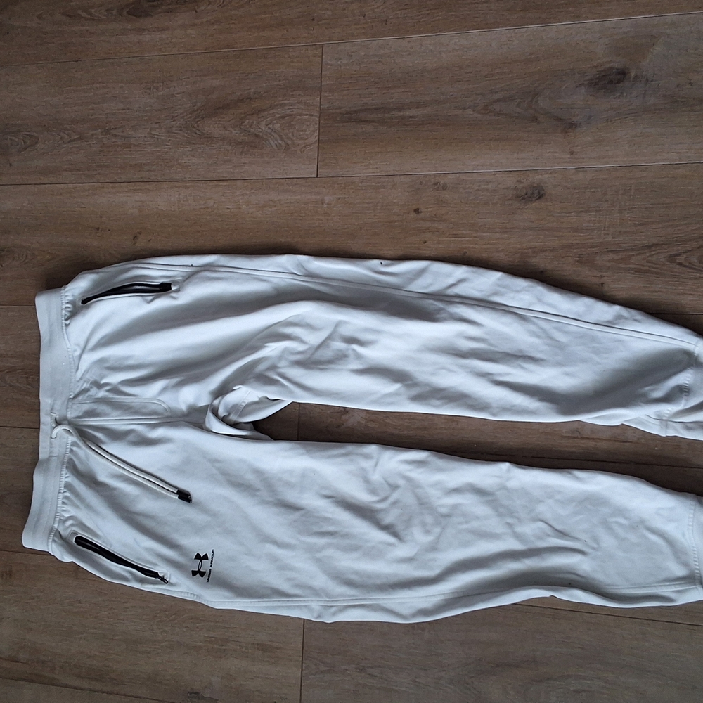 Under Armour Men's White Jogger Pants